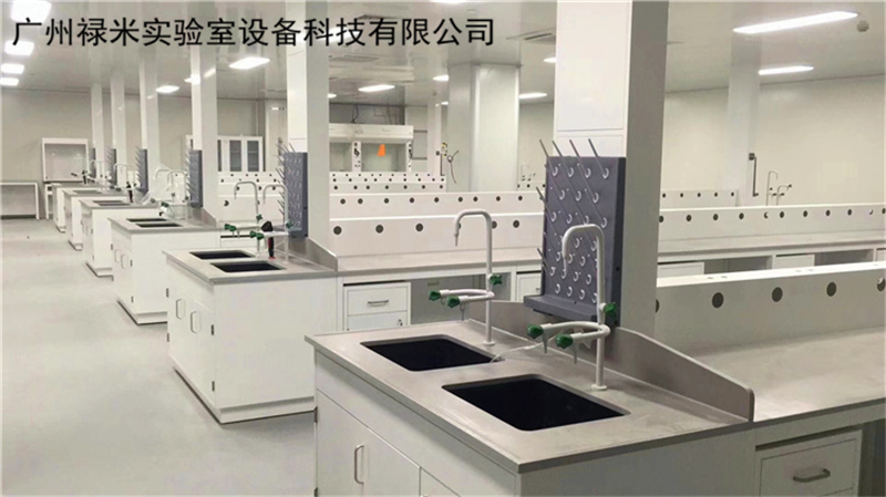 實驗室家具外觀與質量哪個更重要？